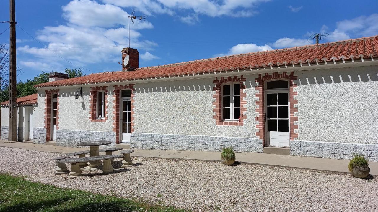 Gite Le Plessis Villa Saint-Urbain  Exteriör bild